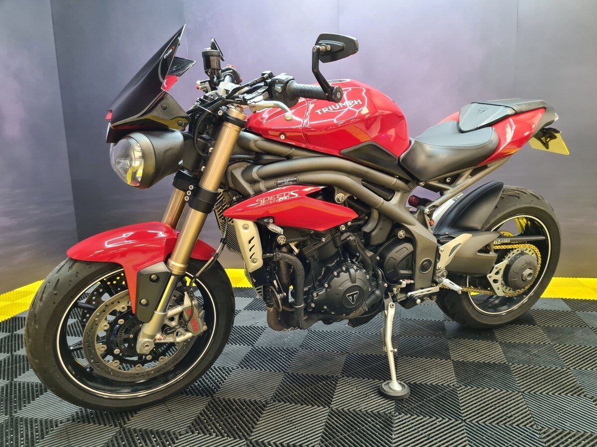 Used Triumph SPEED TRIPLE S 1050 2016 for sale - 78396308: Photo 5