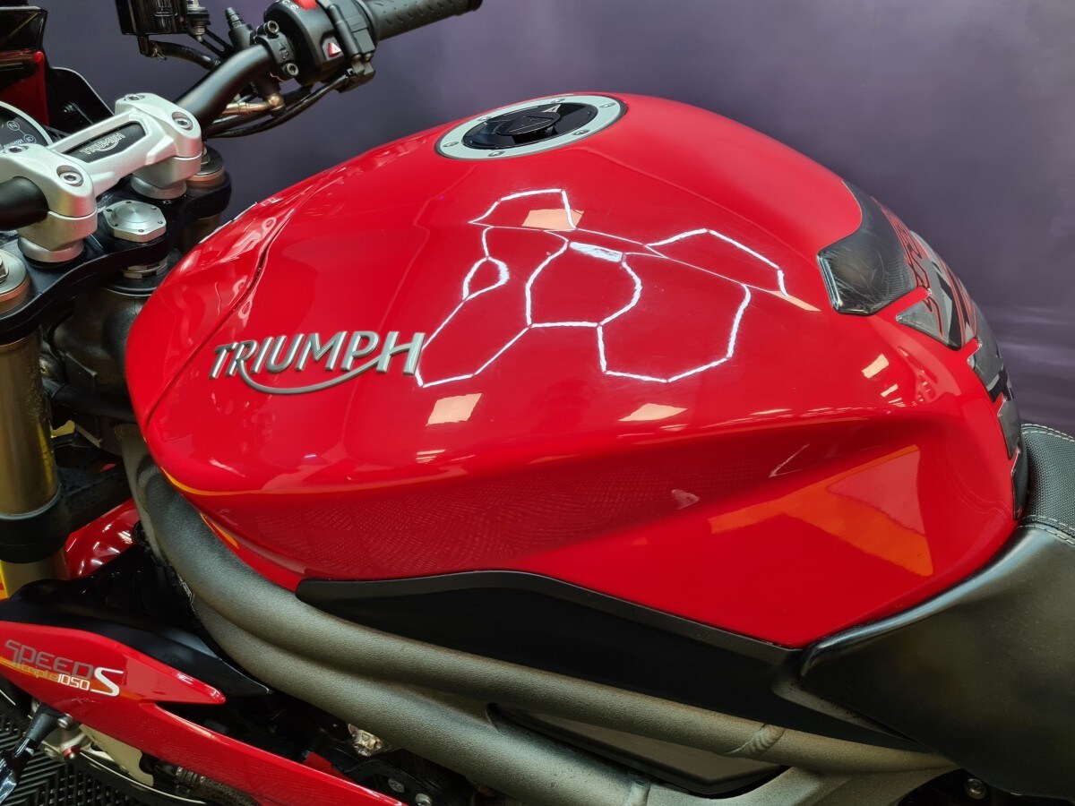 Used Triumph SPEED TRIPLE S 1050 2016 for sale - 78396308: Photo 9