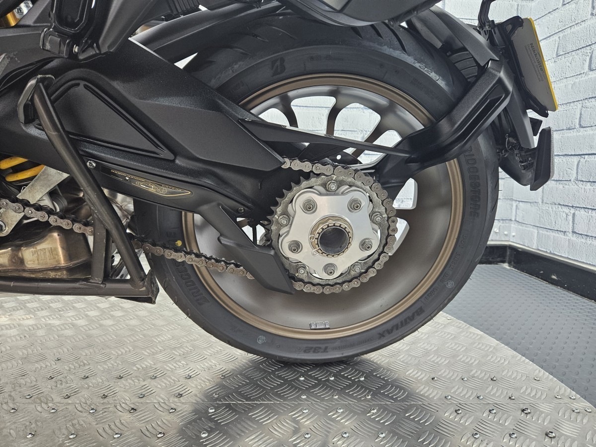 Used MV Agusta Turismo Veloce Lusso SCS 75th ANNIVERSARY MODEL 2022 for sale - 78393160: Photo 16