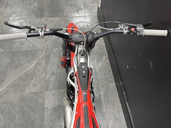 Used Beta SINCRO 250 2T MY 2026 undefined for sale - bike-78395535: Photo