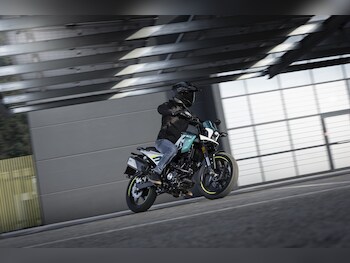 Used Benelli BKX 125 S undefined for sale - bike-78393388: Photo