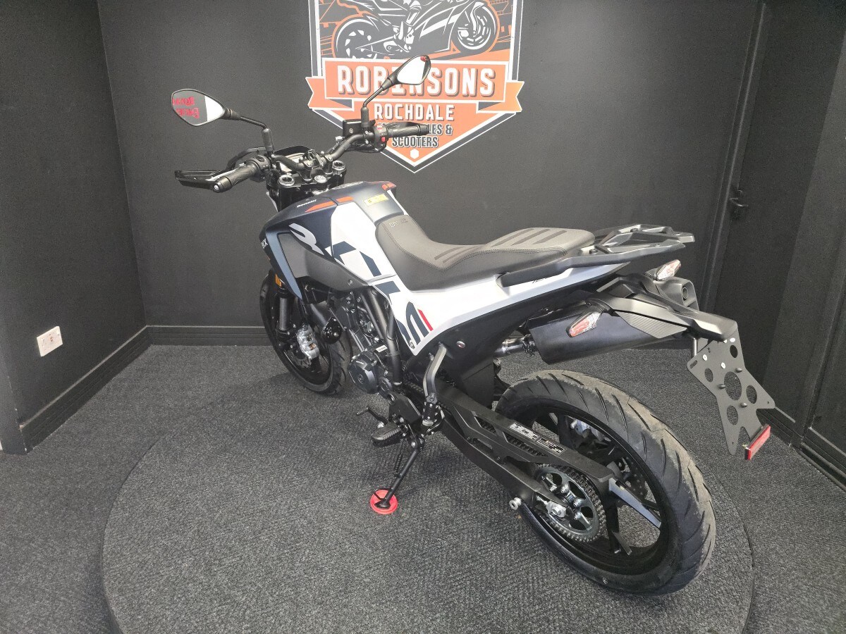Used Benelli BKX 125 S for sale - 78394366: Photo 10