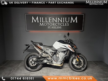 Used KTM 2024 790 DUKE.. FOC TECH PACK & FINANCE FROM 3.9% undefined for sale - bike-78394614: Photo