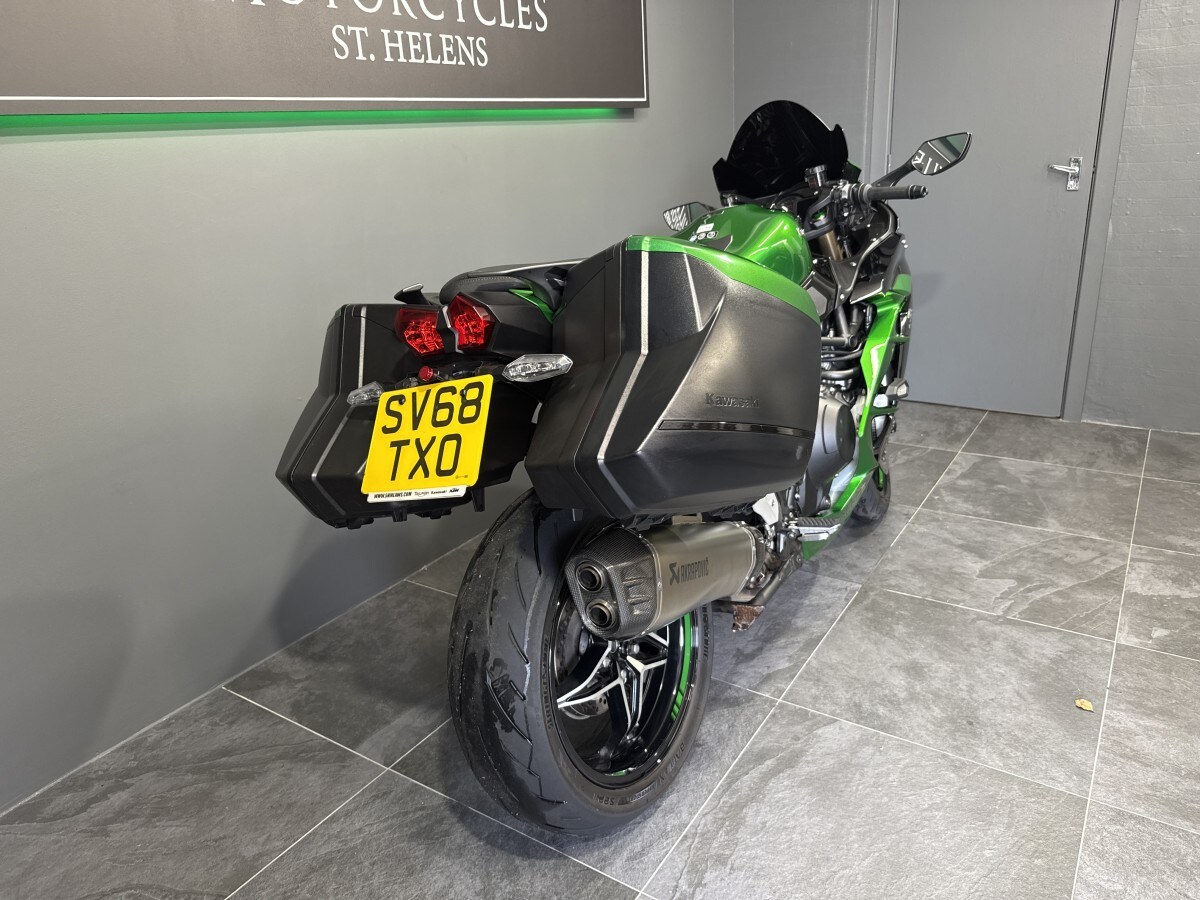 Used Kawasaki NINJA H2 SX SE PERFORMANCE 2018 for sale - 78394273: Photo 4