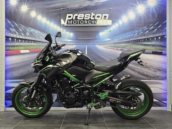 Used Kawasaki Z900 2024 for sale - bike-78939216: Photo