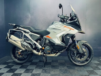Used KTM 1290 SUPER ADVENTURE S 2024 for sale - bike-79246705: Photo