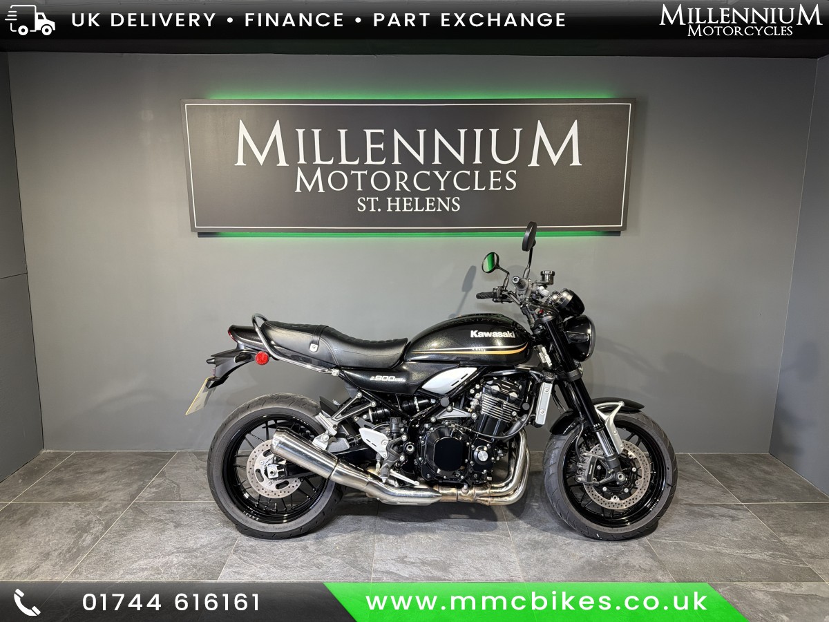 Used Kawasaki ZR 900 CKF 2020 for sale - 78611181: Photo 1