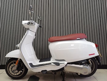 Used Lambretta V-125 SPECIAL E5 2021 for sale - bike-78395746: Photo