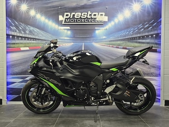 Used Kawasaki ZX6R 2025 for sale - bike-78446129: Photo
