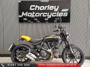 Used Ducati SCRAMBLER FULL THROT 2015 for sale - bike-78470432: Photo