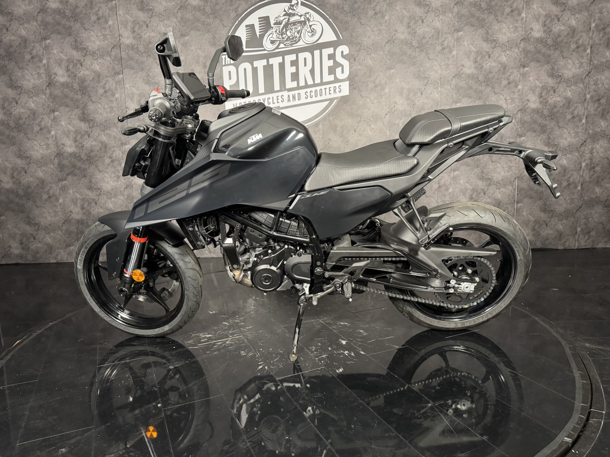 Used KTM Duke 125 for sale - 78579124: Photo 5
