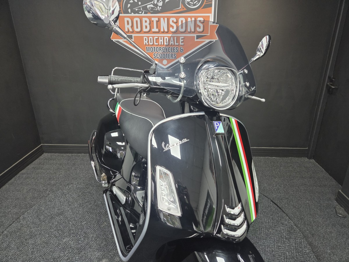 Used Piaggio VESPA GTS 300 SUPER 2020 for sale - 78397617: Photo 9