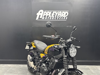 Used Royal Enfield GUERRILLA 450 2025 for sale - bike-79252429: Photo
