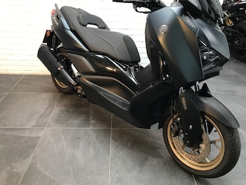 Used Yamaha X -MAX TECH MAX 300 2024 for sale - bike-78393955: Photo