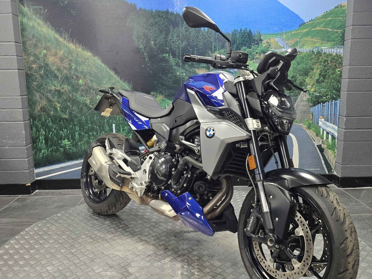 Used BMW F 900 R SE 2021 for sale - 78393451: Photo 2