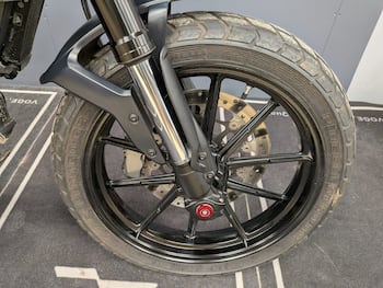 Used Ducati Scrambler Icon Dark 2021 for sale - bike-79711021: Photo