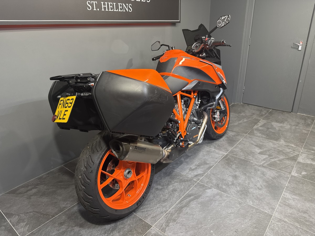 Used KTM 1290 SUPERDUKE GT 18 2019 for sale - 78394561: Photo 2