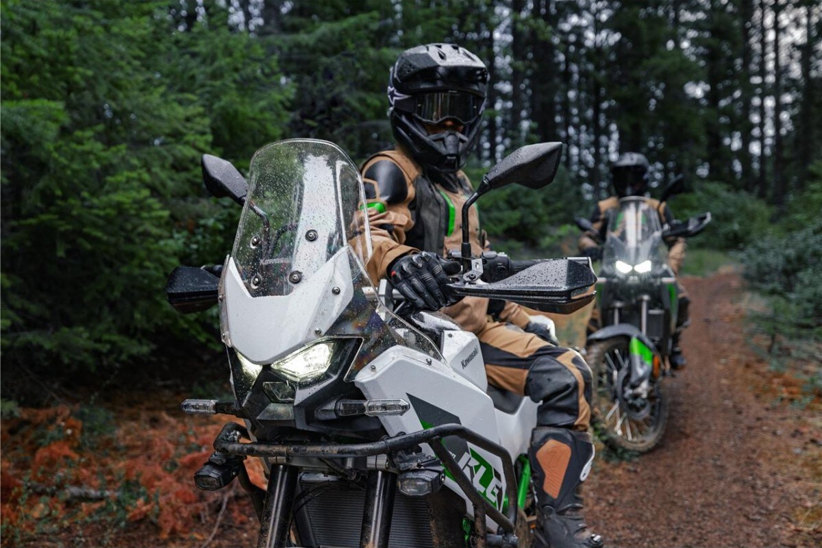 Used Kawasaki KLE 500 SE KLE500DTFAN (GN1/GY2/WT2) for sale - 78393639: Photo 4