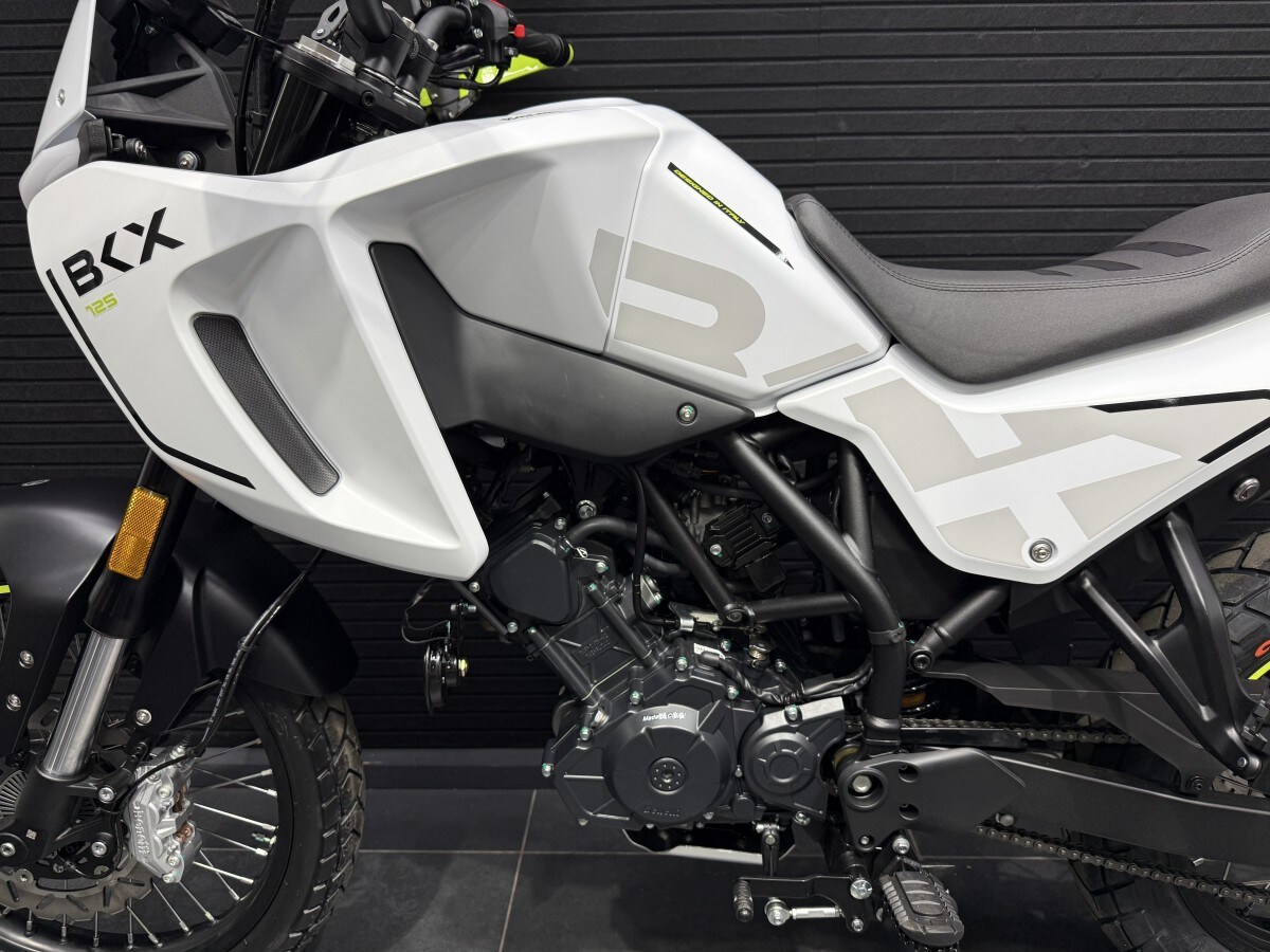 Used Benelli BKX 125 for sale - 78393391: Photo 16
