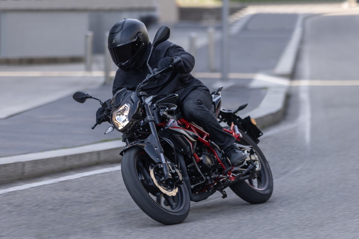 Used Benelli BN 125 for sale - 78397961: Photo 10