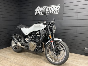 Used Husqvarna VITPILEN 401 undefined for sale - bike-78395699: Photo