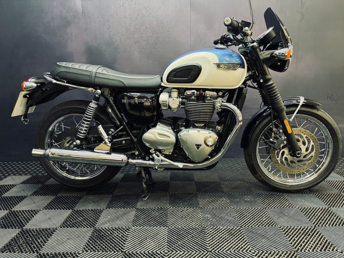 Used Triumph BONNEVILLE T120 2020 for sale - 78396230: Photo 2