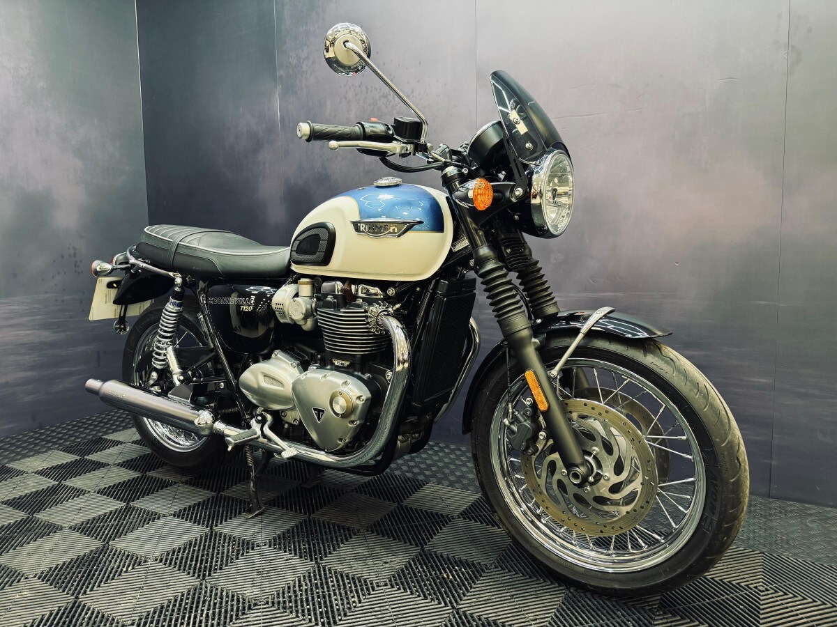 Used Triumph BONNEVILLE T120 2020 for sale - 78396230: Photo 4