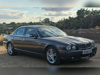 Jaguar XJ feature image
