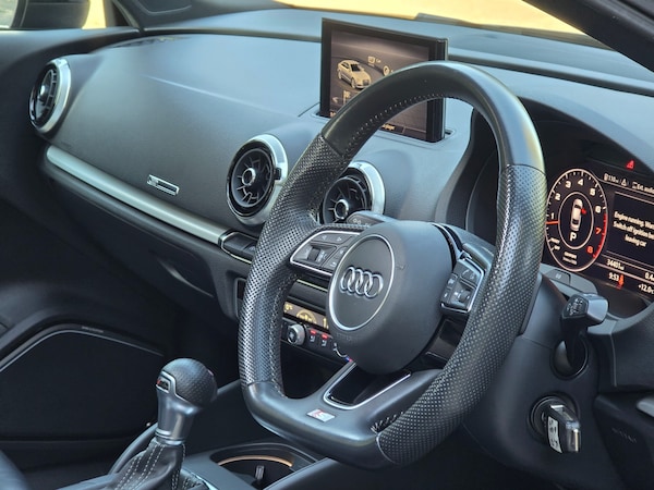 Used Audi A3 2018 for sale - 76309801: Photo 13