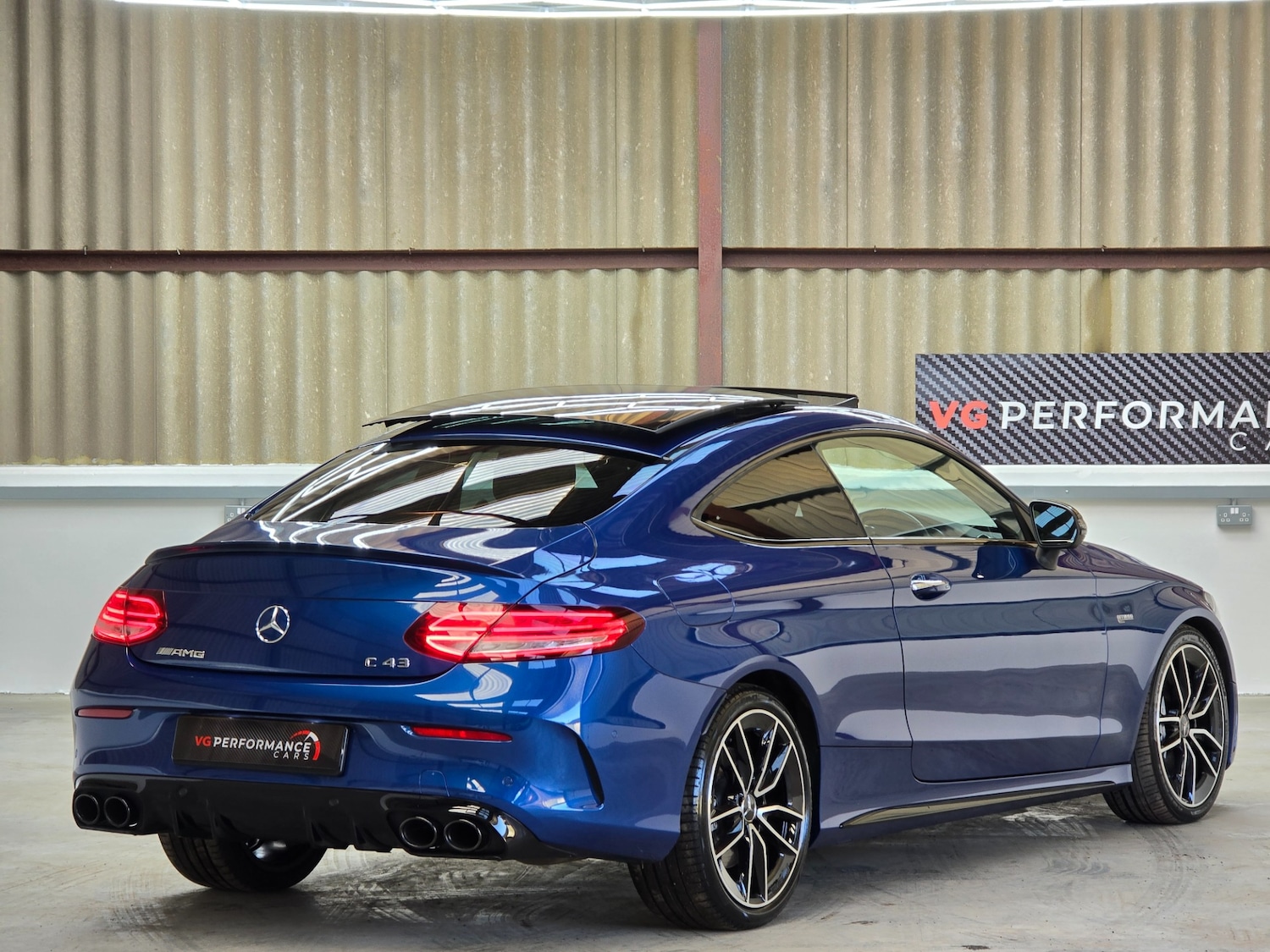 Used Mercedes-Benz C Class 2023 for sale - 76785438: Photo 3