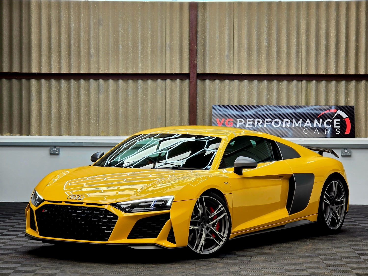 Used Audi R8 2019 for sale - 78060439: Photo 2