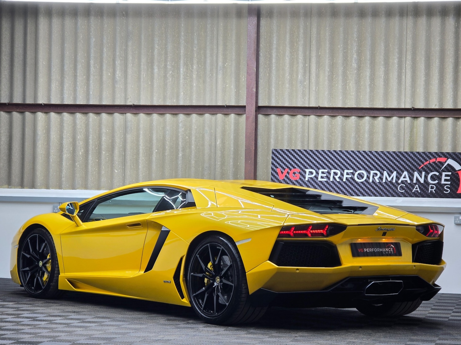 Used Lamborghini Aventador 2013 for sale - 77438626: Photo 3