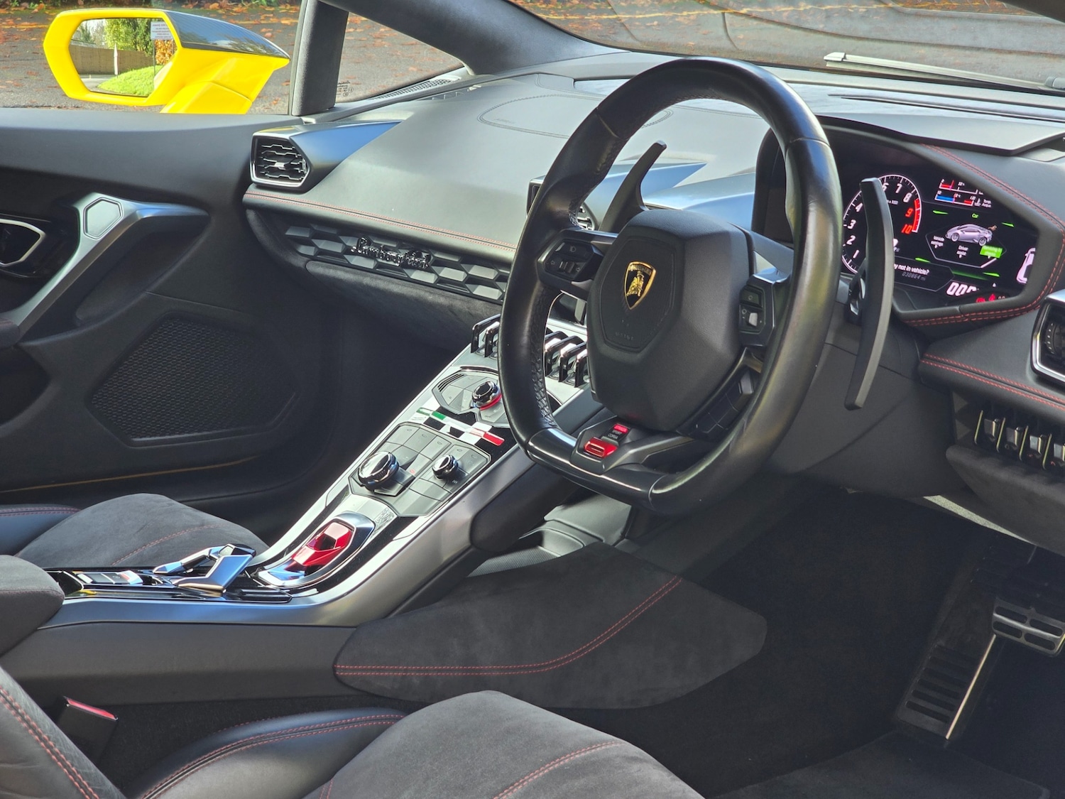 Used Lamborghini Huracan 2014 for sale - 76571382: Photo 12