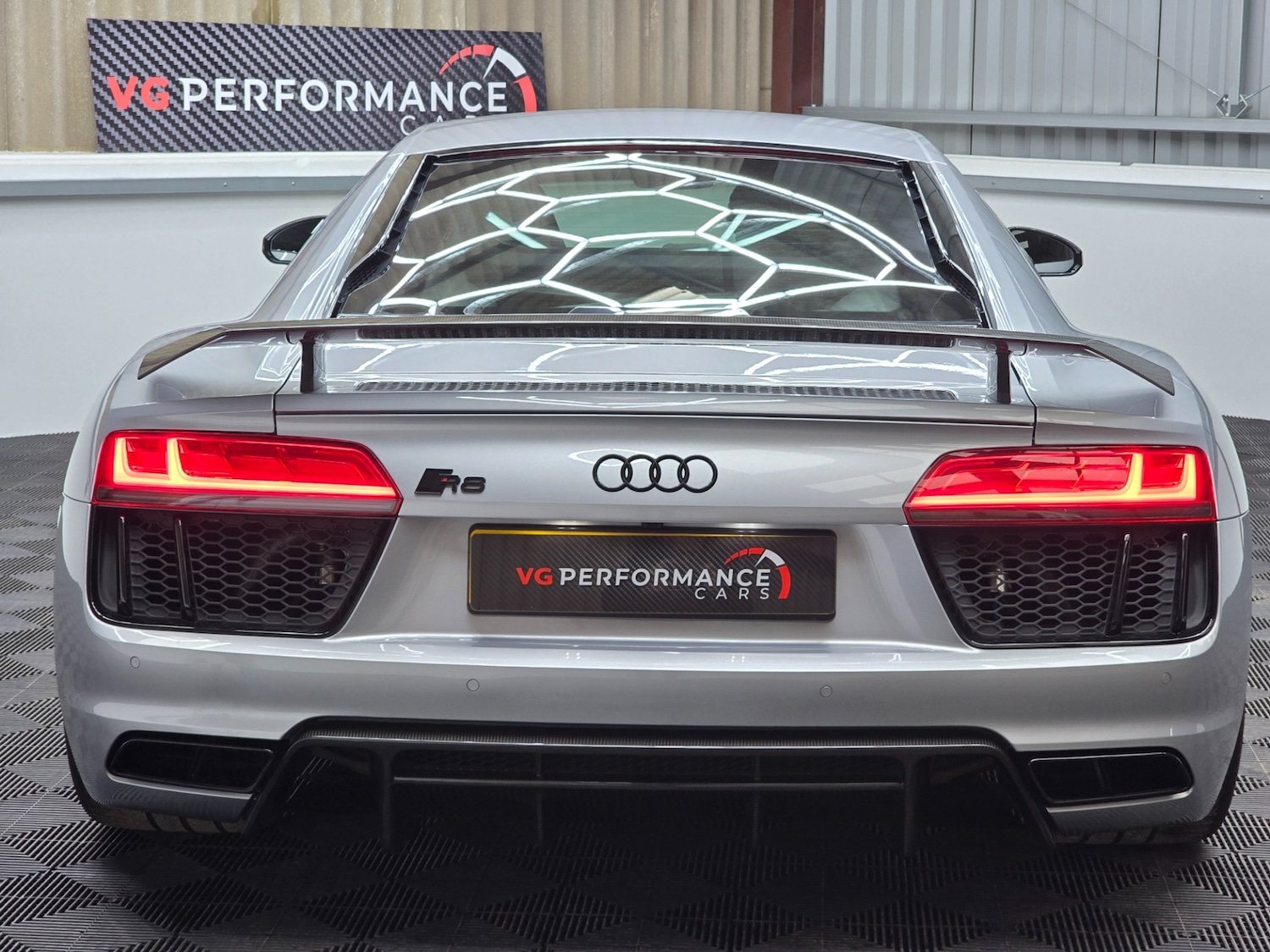 Used Audi R8 2016 for sale - 77336684: Photo 5