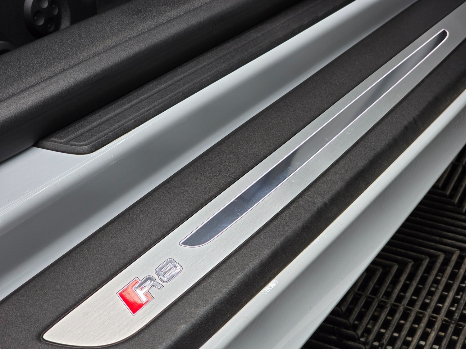 Used Audi R8 2014 for sale - 77881426: Photo 24