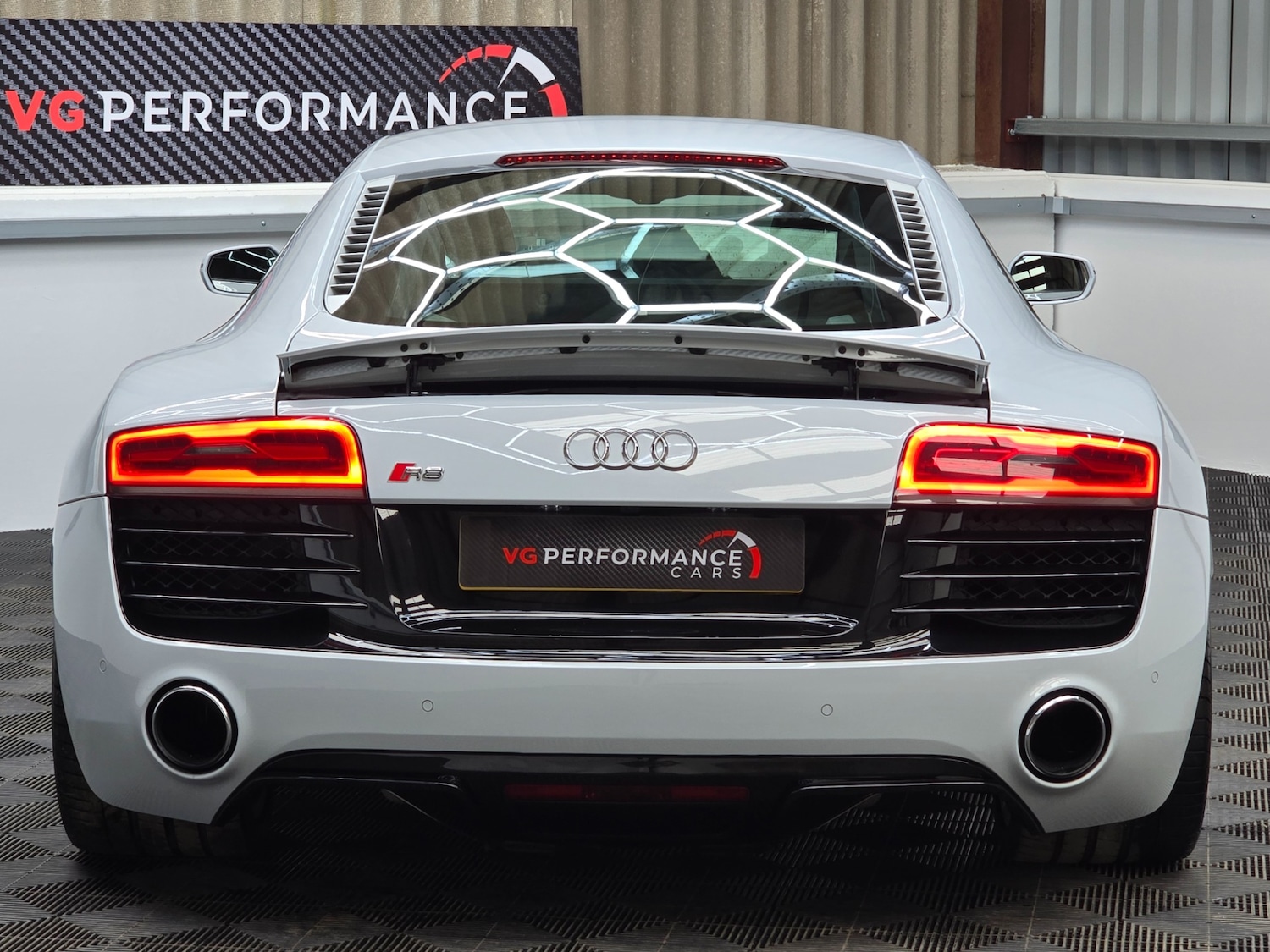Used Audi R8 2014 for sale - 77881426: Photo 5