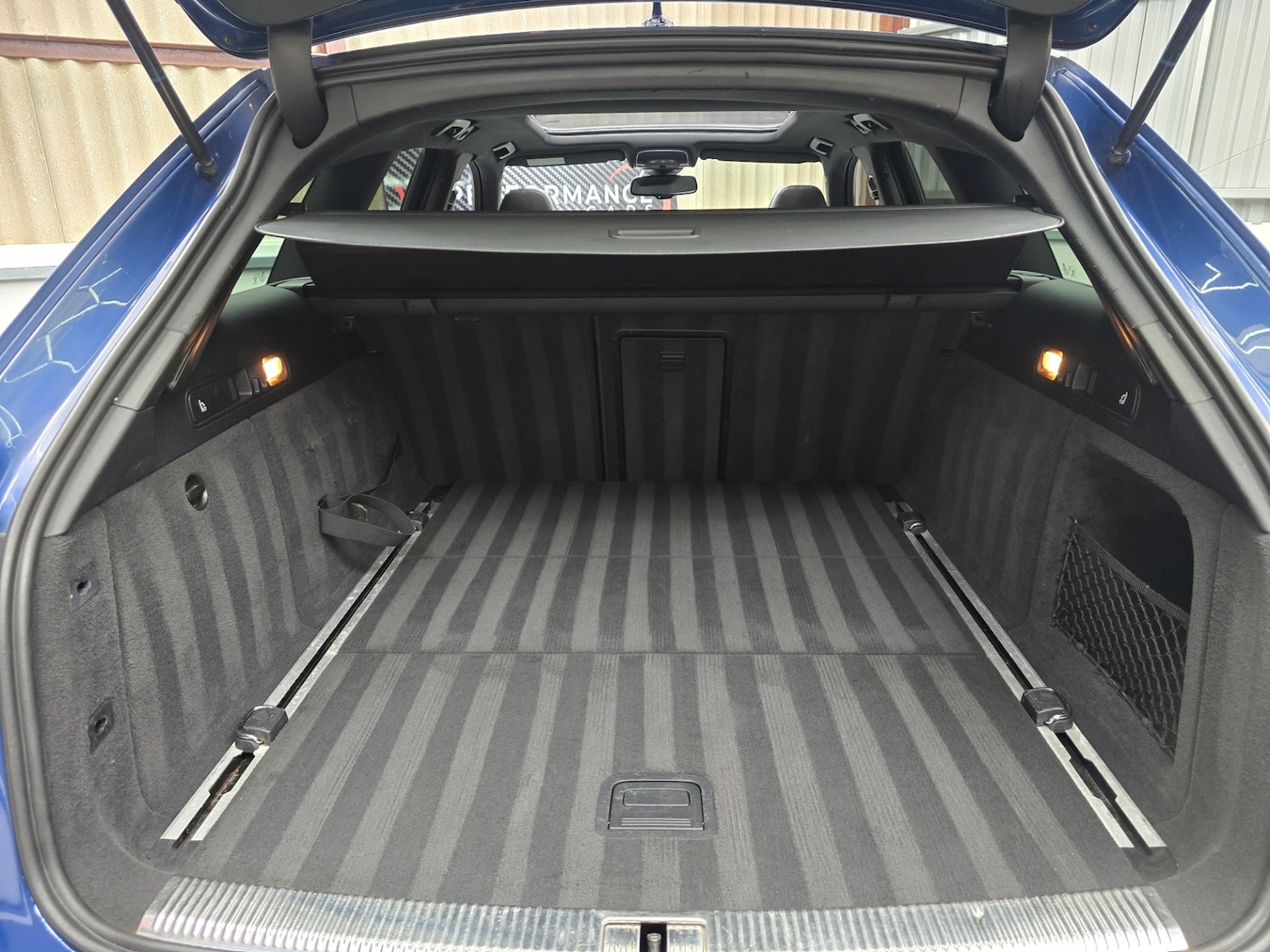 Used Audi RS6 2016 for sale - 78041893: Photo 21