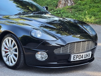 Used Aston Martin Vanquish 2004 for sale - 75591170: Photo