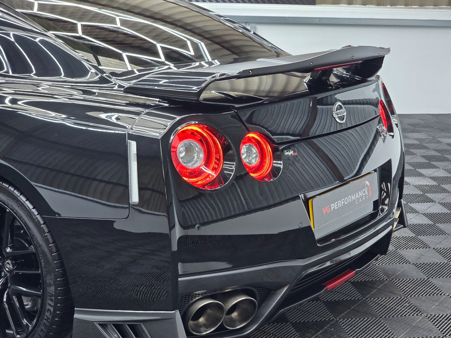 Used Nissan GT-R 2019 for sale - 77793001: Photo 6