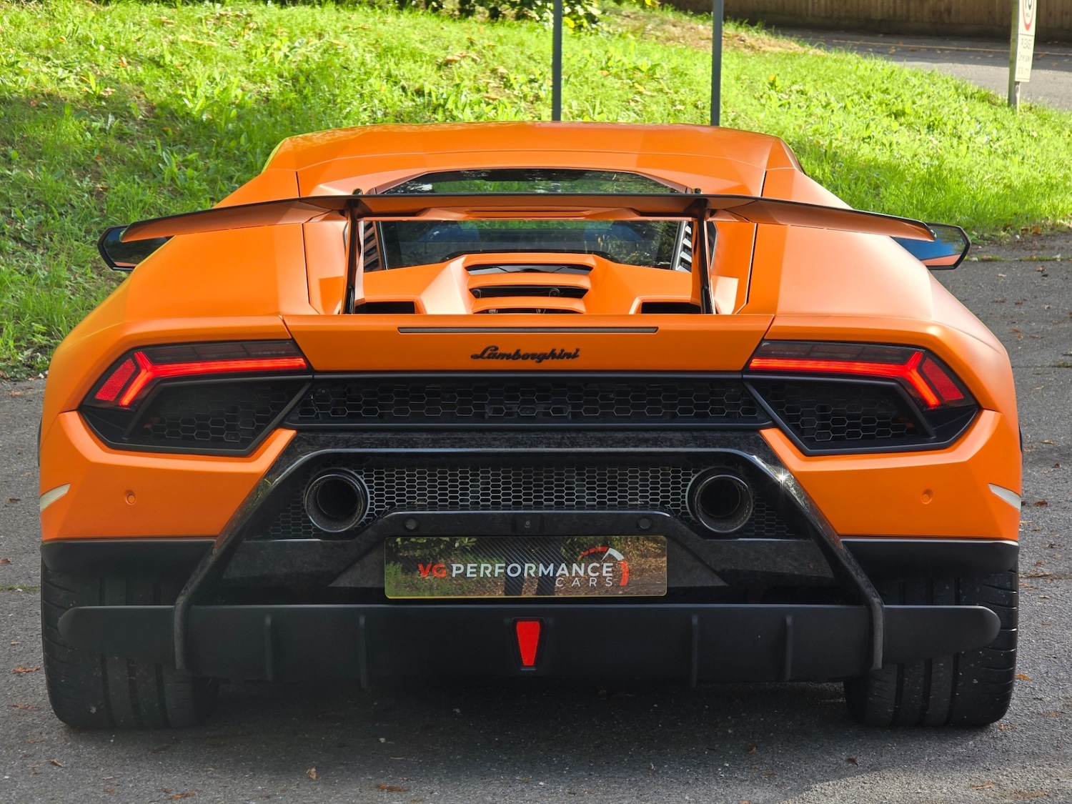 Used Lamborghini Huracan 2018 for sale - 76401112: Photo 11