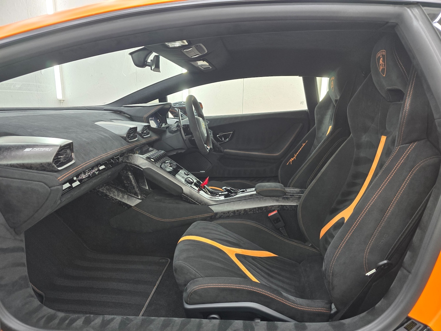 Used Lamborghini Huracan 2018 for sale - 76401112: Photo 18