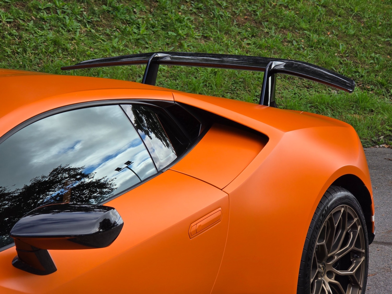 Used Lamborghini Huracan 2018 for sale - 76401112: Photo 9