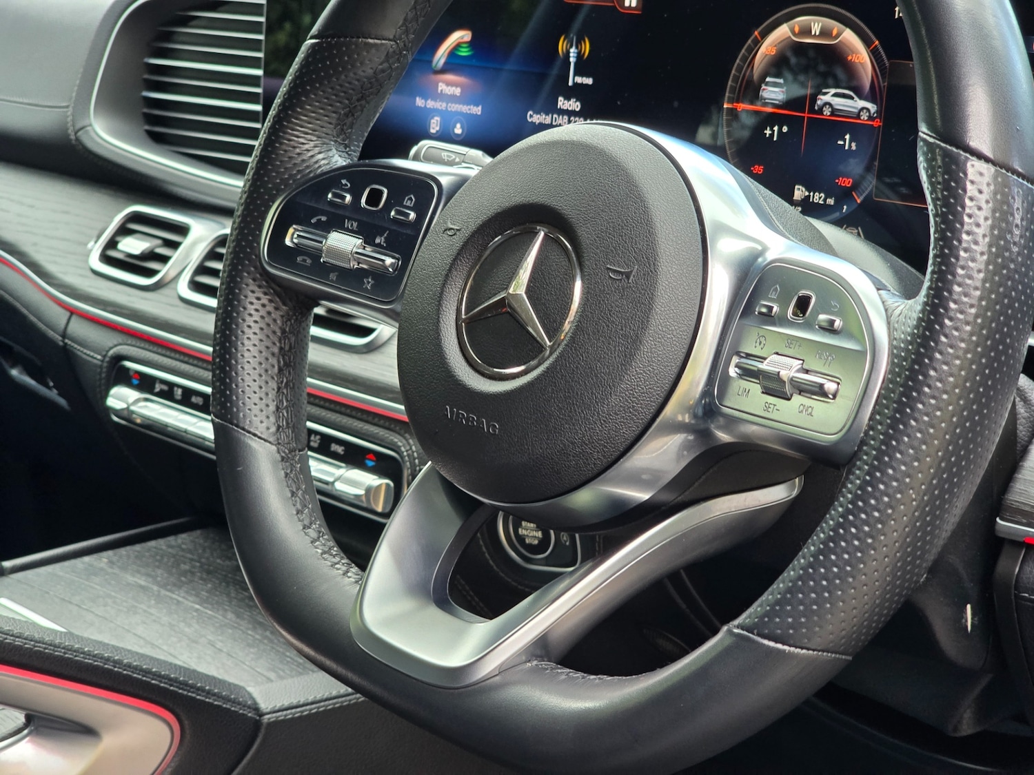 Used Mercedes-Benz GLE 2023 for sale - 76401194: Photo 23