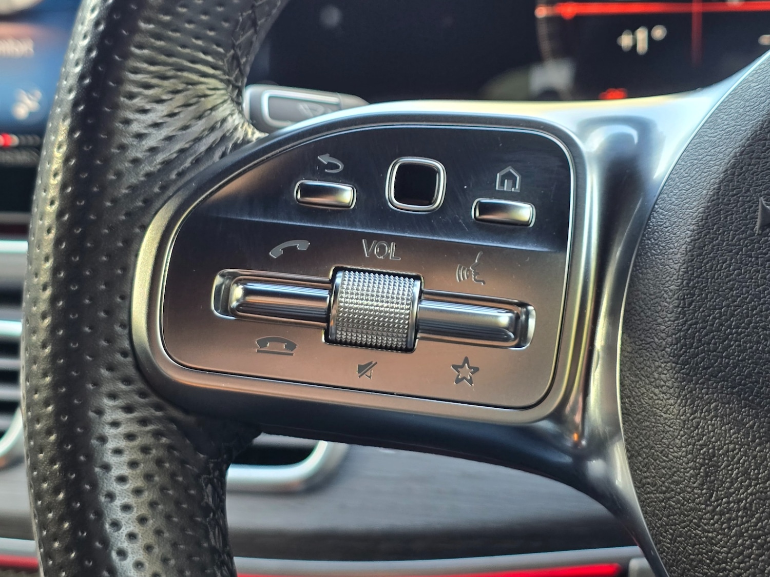 Used Mercedes-Benz GLE 2023 for sale - 76401194: Photo 34