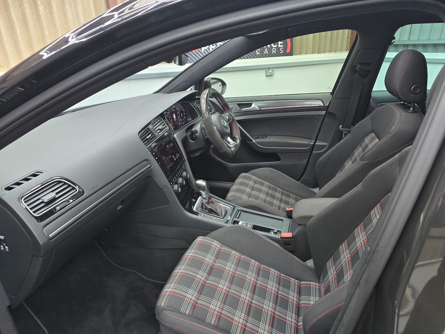 Used Volkswagen Golf 2019 for sale - 77805425: Photo 15