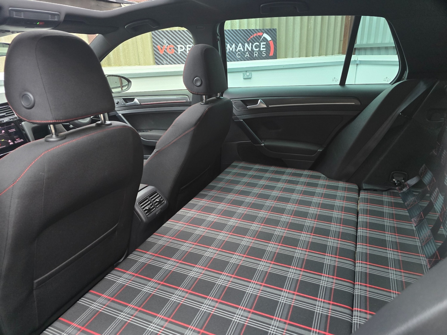 Used Volkswagen Golf 2019 for sale - 77805425: Photo 17