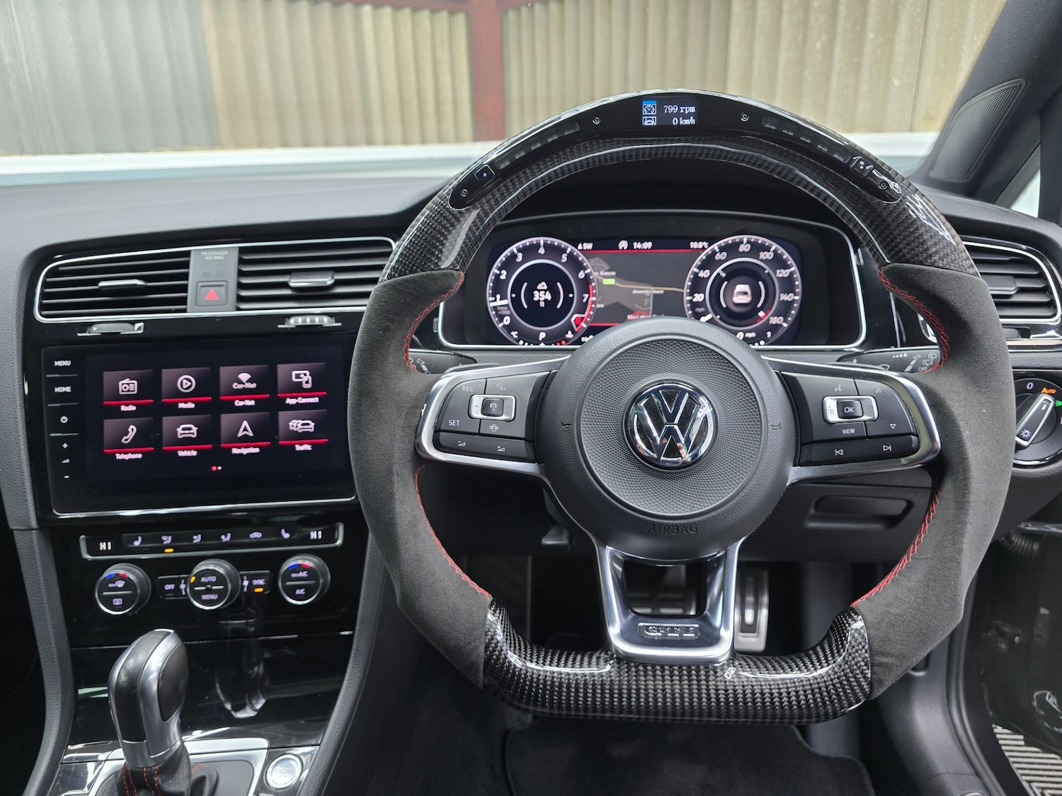 Used Volkswagen Golf 2019 for sale - 77805425: Photo 24