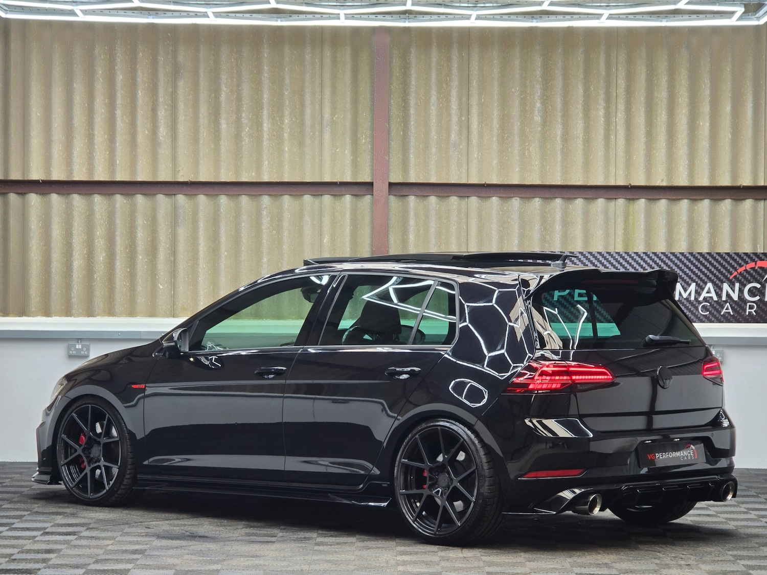 Used Volkswagen Golf 2019 for sale - 77805425: Photo 4