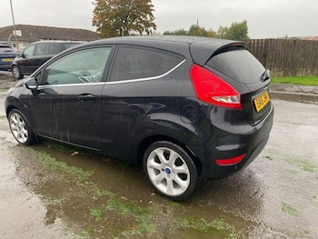 Used Ford Fiesta 2011 for sale - 76147903: Photo 3