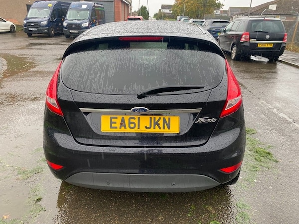 Used Ford Fiesta 2011 for sale - 76147903: Photo 4